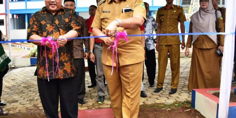 Bupati Resmikan Area Fitnes Outdoor STKIP Muhammadiyah Kuningan
