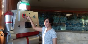 Menuju Industri 4.0, Bentani Hotel Hadirkan Robot Pintar untuk Manjakan Tamu