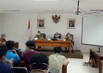 Stok APD untuk Tenaga Medis di Kota Cirebon Menipis