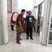 Tangkal Penyebaran Covid 19, Pemcam Ligung Sediakan Hand Sanitizer