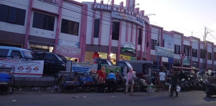 Jelang Ramadhan Pasar Jagasatru Ramai, Harga Kebutuhan Pokok Relatif Stabil