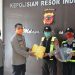 Upaya Preventif Tangani Virus Corona, Polres Indramayu Bagikan APD