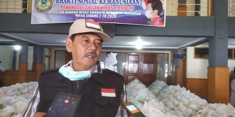 Reses DPRD Kuningan Dirubah dengan Bagi-bagi Sembako