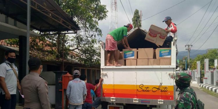 Polres Kuningan Kawal Penyaluran Banprov
