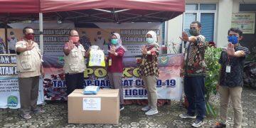 Shoetown Berikan 3.000 Masker Kain untuk Tiga Desa Penyangga Pabrik