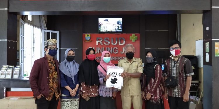 Aktivis Mahasiswa UMC Bergerak Bersama Lawan COVID-19