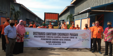 Bulog Cirebon Siapkan 37.000 Paket Sembako Bantuan Provinsi