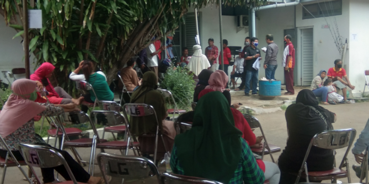 DPKUKM Salurkan Stimulus Penguatan Modal UMKM, IKM dan PKL