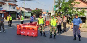 Dua Ruas Jalan di Pabuaran Dijaga Ketat Personil Gabungan