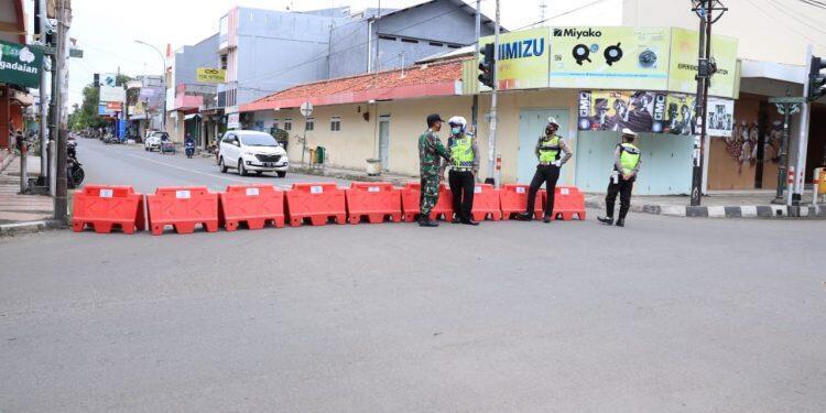Gugus Tugas Lakukan Penyekatan Jalan