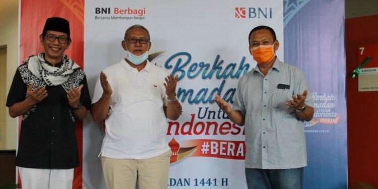 Berkah Ramadhan, BNI Kuningan Bagikan 350 Paket Sembako