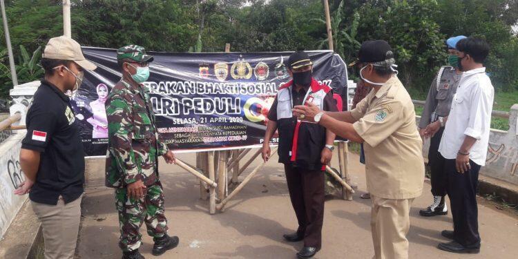 Mulai Diberlakukan PSBB, Sejumlah Jalan Tikus Antar Kabupaten Ditutup