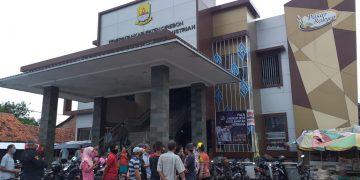 Karena Ada Pedagang Positif, Pasar Sumber Ditutup Sementara