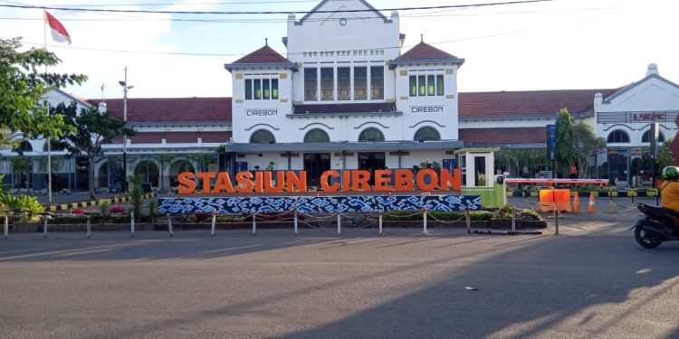 KAI Daop 3 Perpanjang Pembatalan Keberangkatan