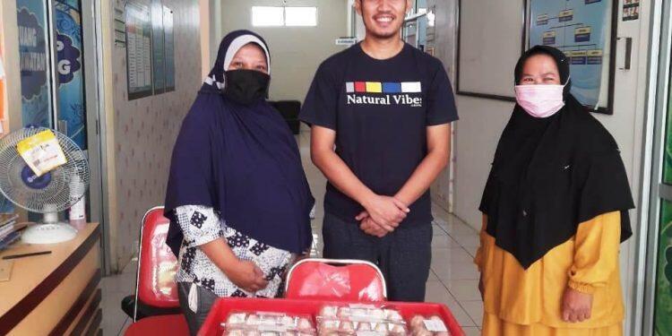 PT. Aretha Nusantara Farm Berbagi Telur dengan Tenaga Kesehatan