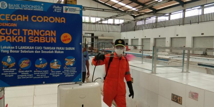 Jelang Lebaran, Pasar Tradisional Kembali Disemprot Disinfektan