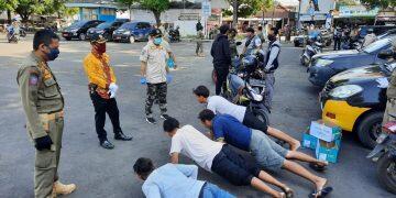 Pelanggar PSBB Diganjar Bersihkan Terminal