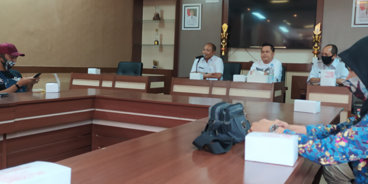 Soal Rehab Eks RSCI, Dinkes Kuningan Cuci Tangan ﻿