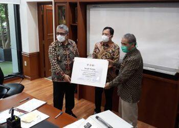 Tim Venti-I Serahkan 3 Unit Ventilator kepada Menkes, Total 139 Alat Sudah Didistribusikan