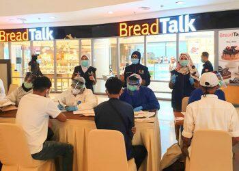 Dinkes Kota Cirebon Keliling Mall Lakukan Rapid Test