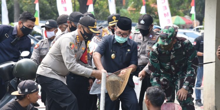 Polresta Cirebon Lakukan Panen Raya Program Ketahanan Pangan