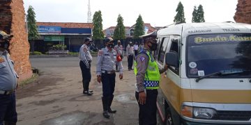 Sosialisasi AKB Sektor Transportasi, Petugas Gabungan Lakukan Razia Masker