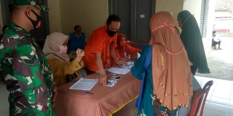 1.880 Warga Kecamatan Jatiwangi Terima BST Kemensos