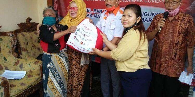 Asprindo Tebar 443 Paket Sembako Banpres