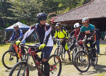 Goday, Bersepeda Sambil Promosi Wisata Kuningan