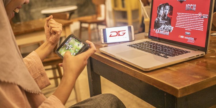 Telkomsel Kembangkan Industri Mobile Gaming