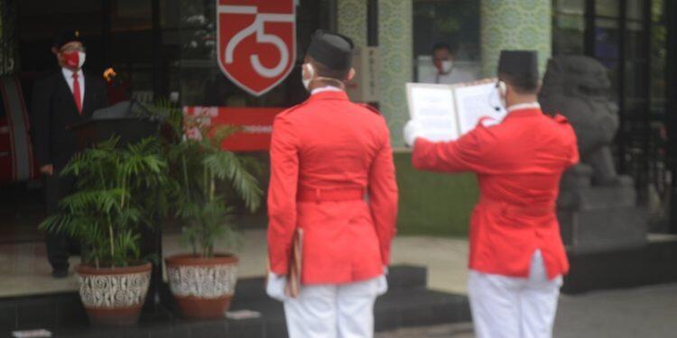 Peringati HUT RI, Grage Group Gelar Upacara dan Berbagi dengan Veteran