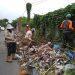 DLH Bersihkan Sampah Liar di Kawasan Pamitran