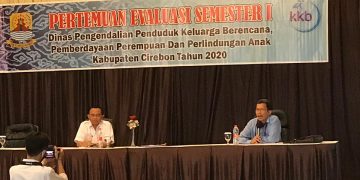 IPKB Beri Materi Jurnalistik pada Review Program Bangga Kencana Kab. Cirebon