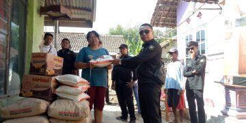 LSM Penjara Indonesia Kabupaten Cirebon Bantu Korban Rumah Ambruk