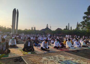 Ribuan Umat Islam Indramayu Berdoa Bersama Minta Keselamatan