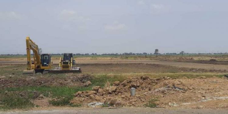 Pembangunan Pabrik Sepatu Longrich Kembali Menuai Persoalan