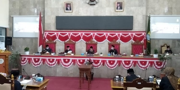 Paripurna DPRD Kabupaten Cirebon Diundur, Rudiana Kecewa Ada Anggota DPRD yang Belum Paham