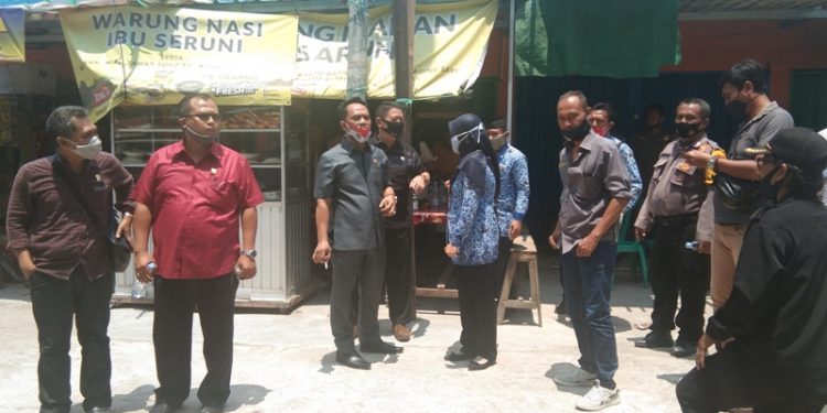 Puluhan Kios Mega Gebang Belum Kantongi Izin