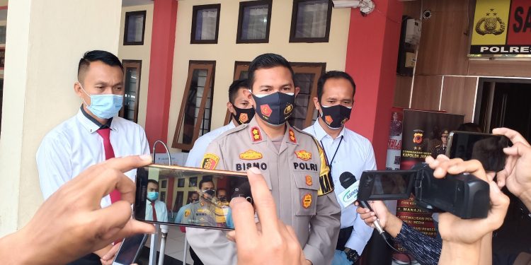 Melawan, Pelaku Pembunuhan Sopir Truk Ditembak
