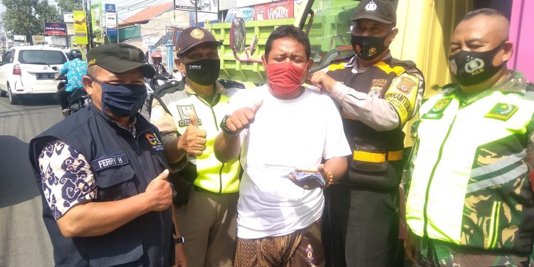 Kelurahan Larangan Zona Merah, Lurah Pantau Langsung Protokol Kesehatan