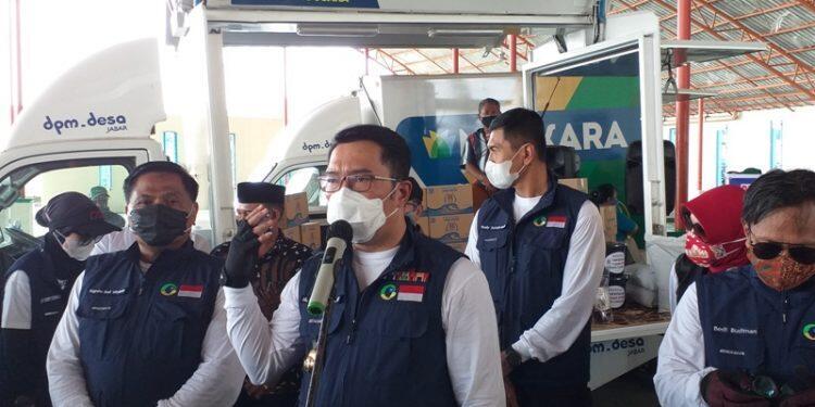 Ridwan Kamil Serahkan Tujuh Mobil Maskara di Kabupaten Cirebon
