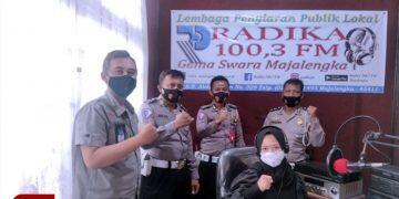Jelang HUT Polantas ke 65, Satlantas Polres Majalengka Talkshow di Radika