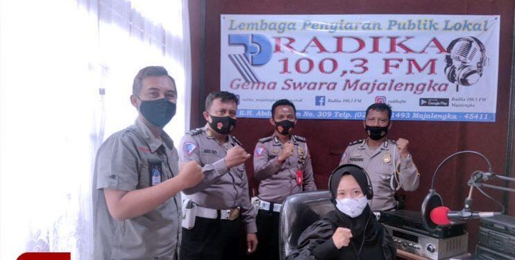 Jelang HUT Polantas ke 65, Satlantas Polres Majalengka Talkshow di Radika