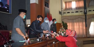 Fraksi PAN-PDIP Puji Peningkatan PAD di Tengah Pandemi