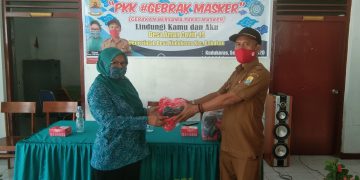 Cegah Penularan Covid-19, Pemdes Kudukeras Tebar Ribuan Masker