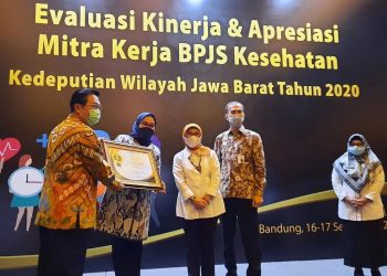 Kota Cirebon Peroleh Penghargaan Atas Tercapainya Universal Health Coverage