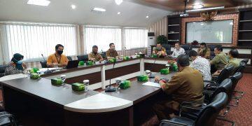 Pemanfaatan Air Telaga Remis oleh Indocement Double Ijin