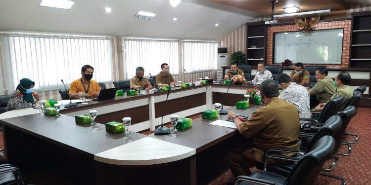 Pemanfaatan Air Telaga Remis oleh Indocement Double Ijin