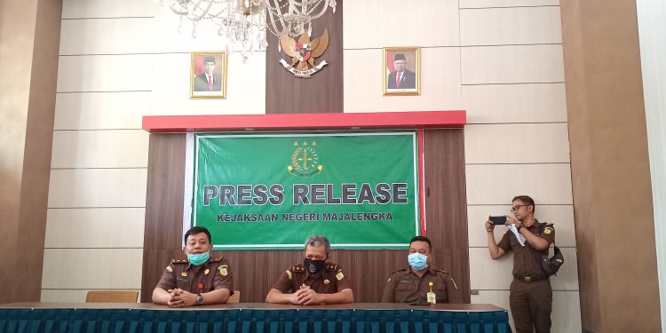 Kejari Majalengka Sita Rp587 Juta Kasus Korupsi PDSMU