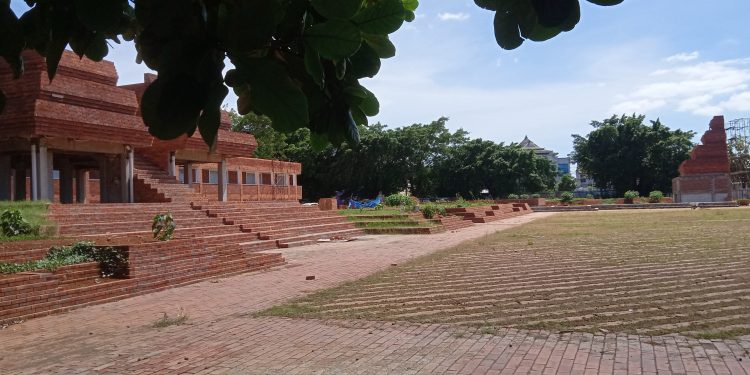 Proyek Revitalisasi Alun-alun Kejaksan Adendum Lagi